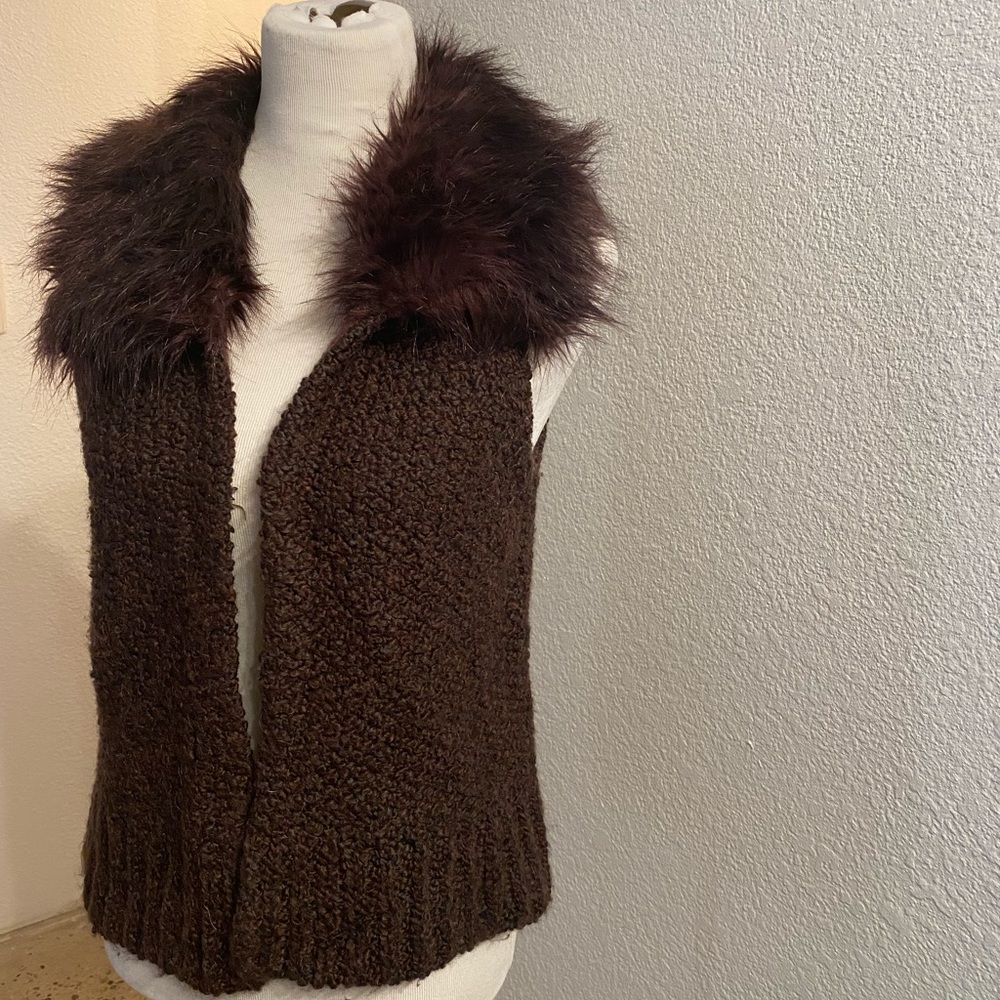 Loft vest size medium/petite